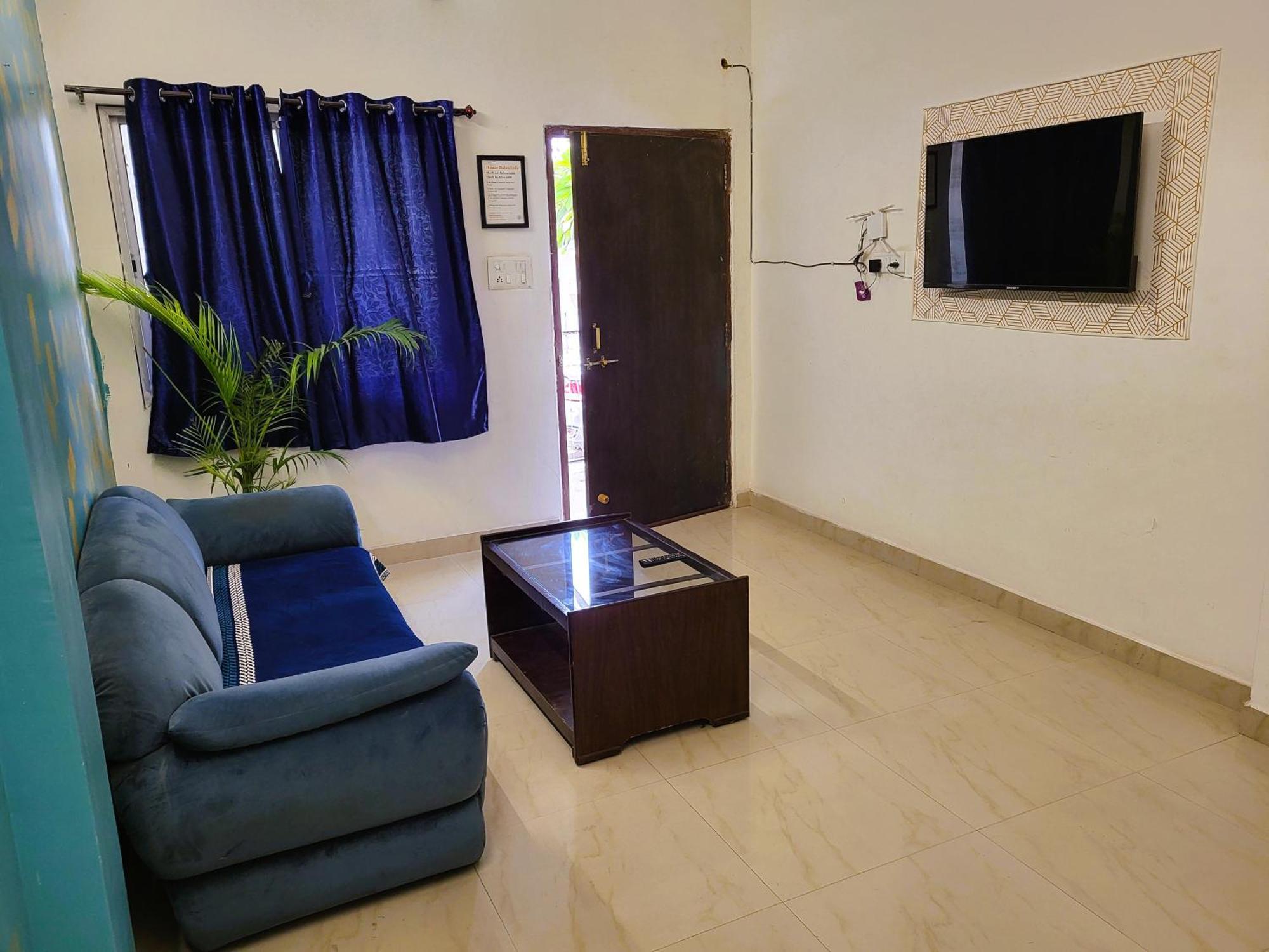 Blue Beds Homestay, Exotic 2Bhk Ac House Джабалпур Экстерьер фото